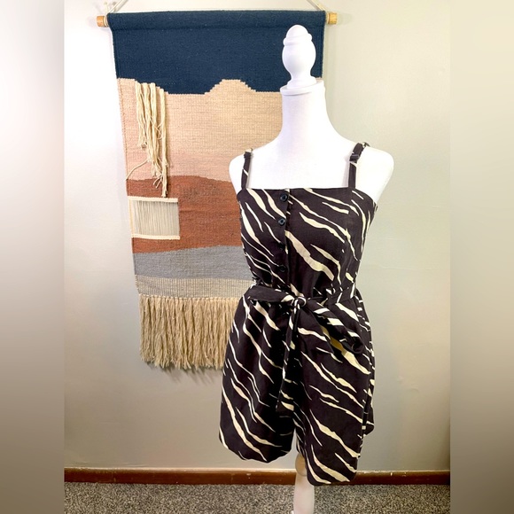 Rails Brown Abstract Linen Blend Sleeveless Button Up Tie front Rompers Size S - Picture 1 of 10